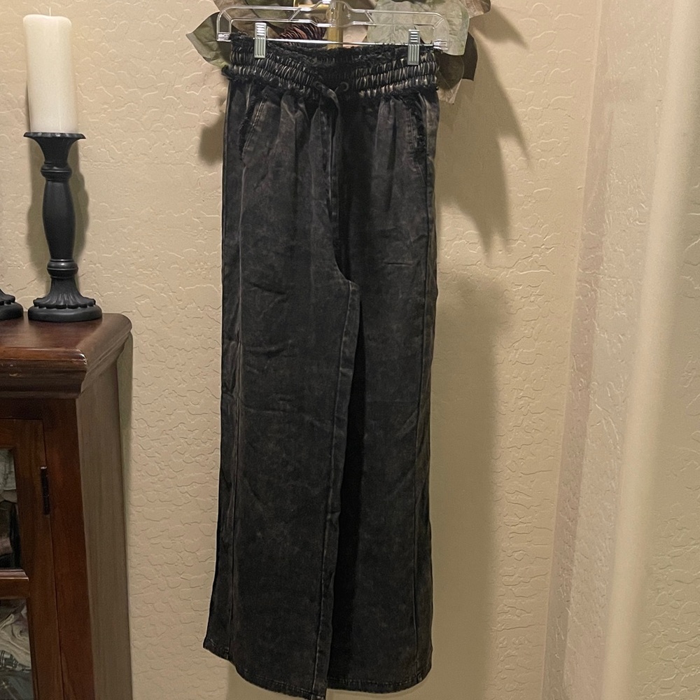 Zenana Outfitters Black Wide Leg Pants Size Small